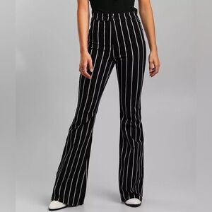 Cello Junior Black White Stripe High Rise Flare Stretch Jeans Size 7 Frayed Hem